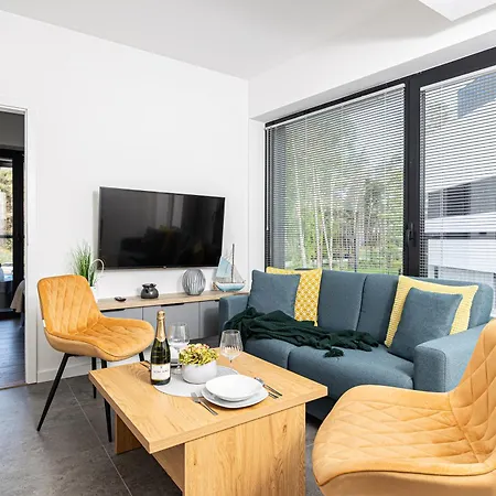 Shellter By 2homerent